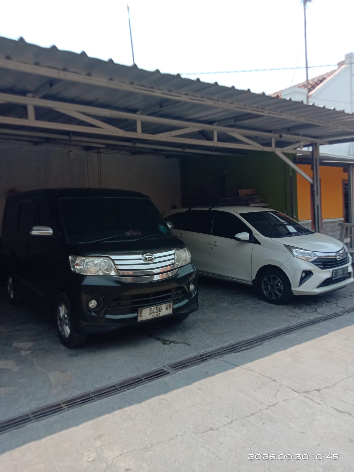 Daihatsu Luxio JM Trans di garasi